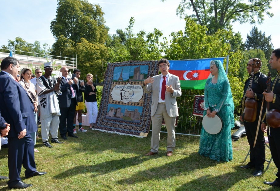 "Sari Galin" performed at thousandth anniversary celebration of Cognac