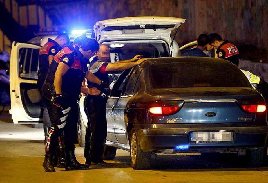 Ankarada 8 mindən çox polisin iştirakı ilə əməliyyat keçirilir