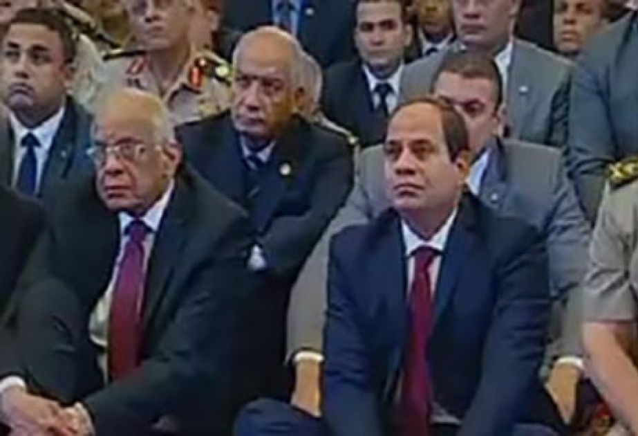 Президент Египта принял участие в праздничной молитве по случаю Курбан-Байрама