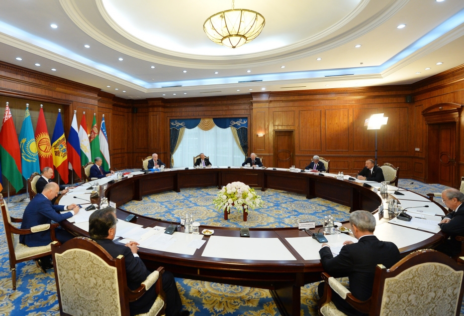 Le président Ilham Aliyev participe à la réunion du Conseil des chefs d’Etat de la CEI VIDEO