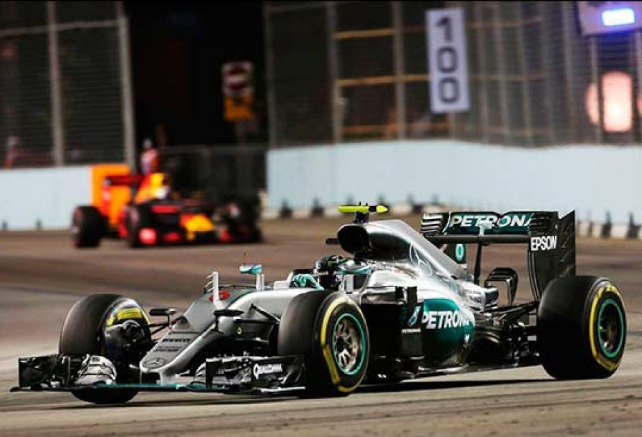 Nico Rosberg regains championship lead with Singapore win