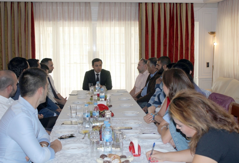 Azərbaycanın İspaniyadakı səfirliyində bu ölkədə yaşayan azərbaycanlılarla görüş keçirilib