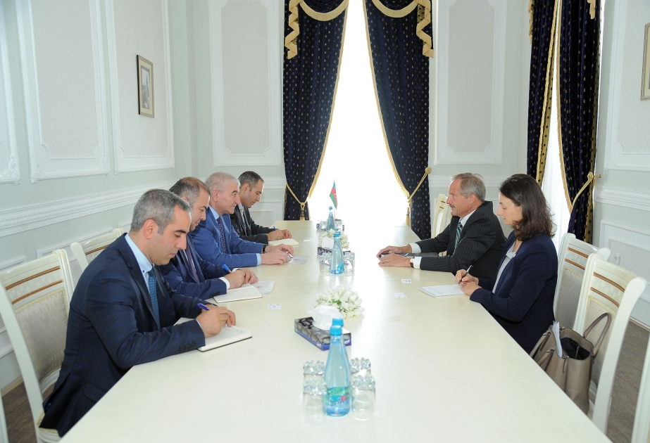 В Центральной избирательной комиссии состоялась встреча с послом США в Азербайджане