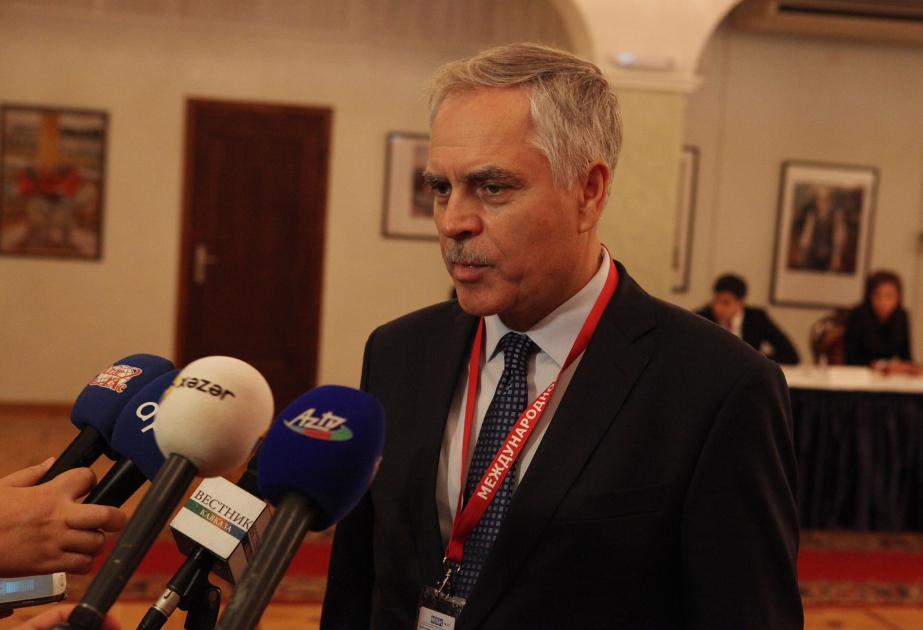 Moskva: MDB PA-nın müşahidəçisi seçki məntəqəsində yaradılmış şəraitlə maraqlanıb VİDEO