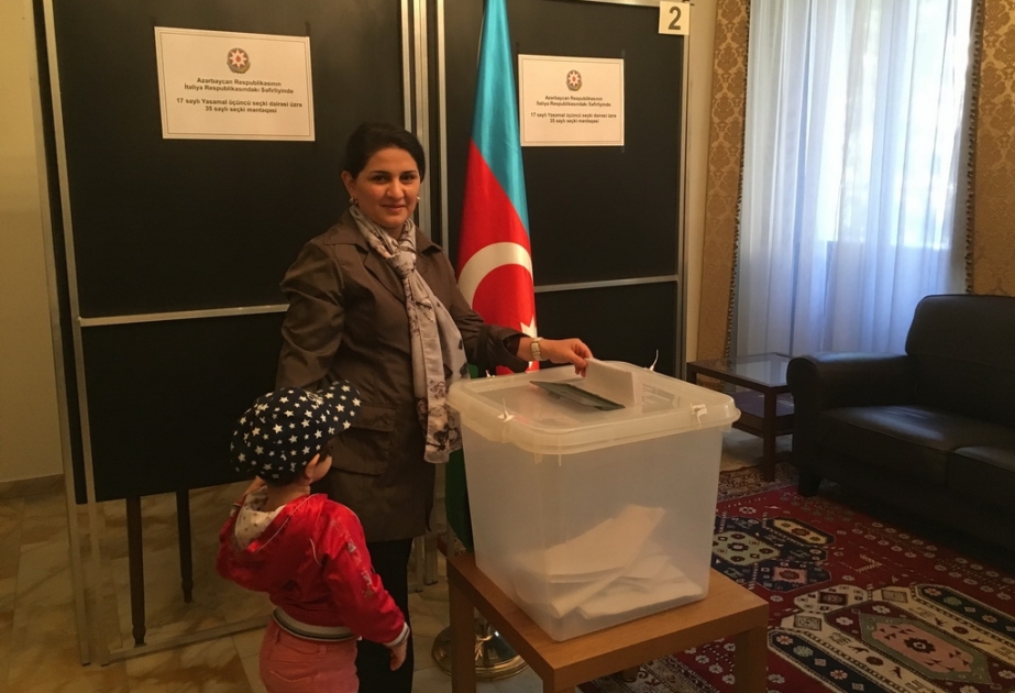 Constitutional referendum held in accordance with law at Azerbaijan`s Embassy in Italy
