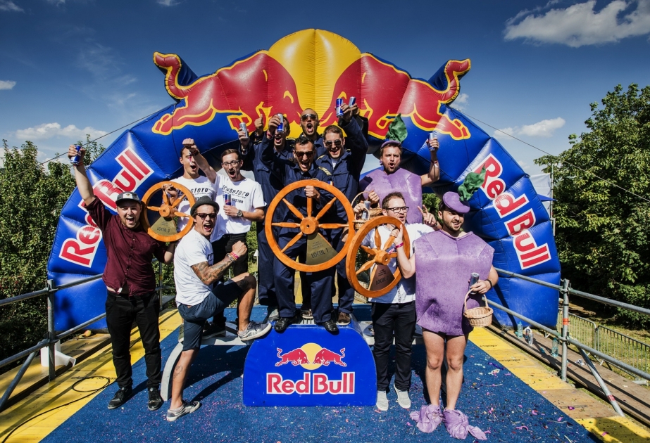В преддверии бакинской гонки «Red Bull Soapbox Race» прошел в Румынии