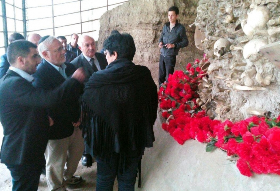 Associate Dean of US Simon Wiesenthal Center visits Guba Genocide Memorial Complex