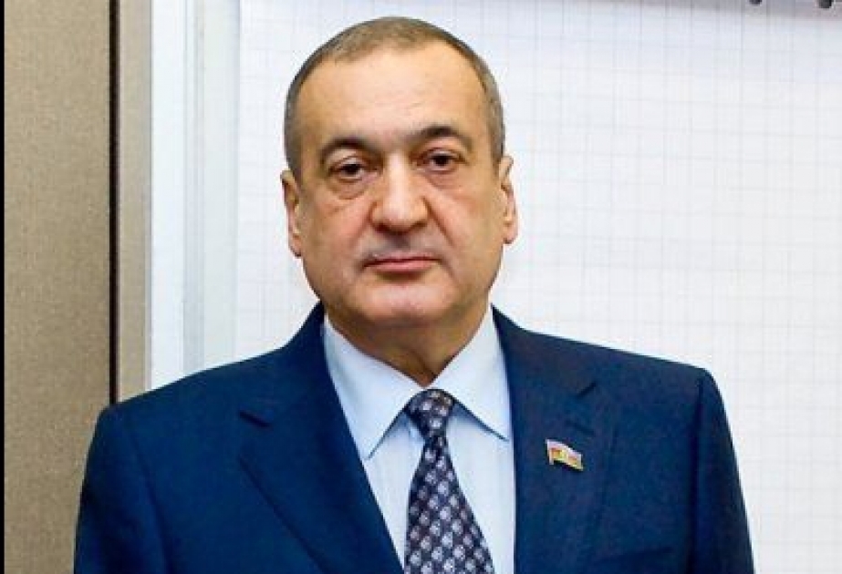Le recteur de l’Université de coopération d’Azerbaïdjan décoré de l’Ordre du Mérite européen
