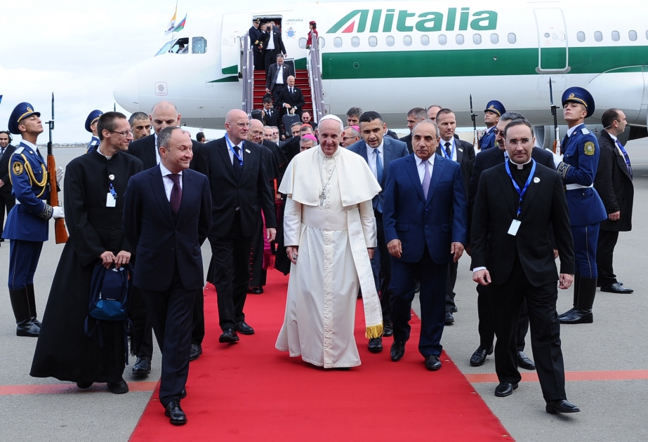 Roma Papası Fransisk Azərbaycana pastoral səfərə gəlib