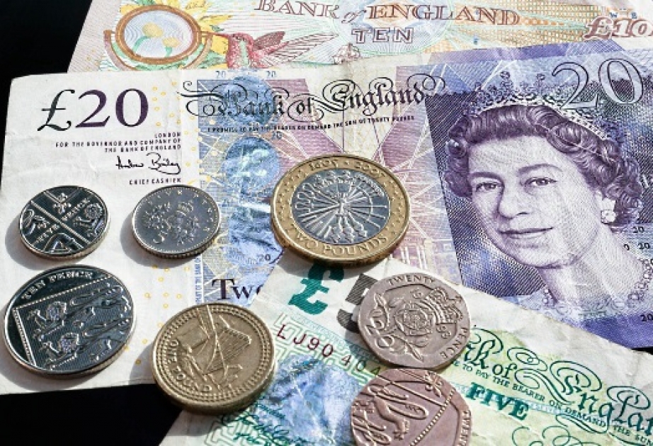 Britisches Pfund fällt im Verhältnis zum US-Dollar auf den tiefsten