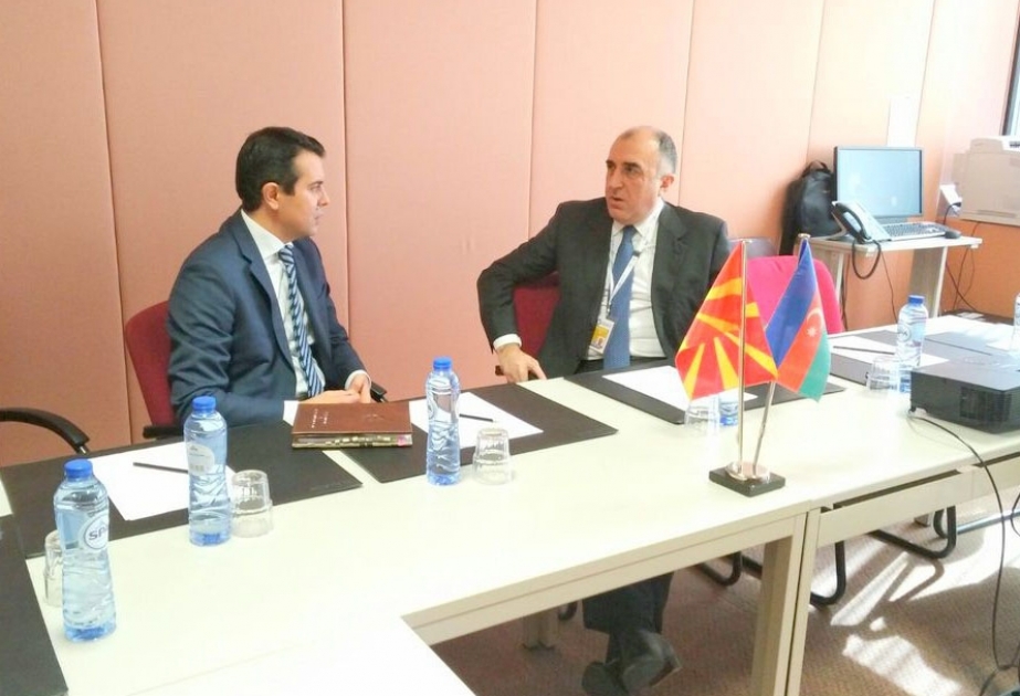 تبادل الآراء حول تطوير العلاقات بين أذربيجان ومقدونيا