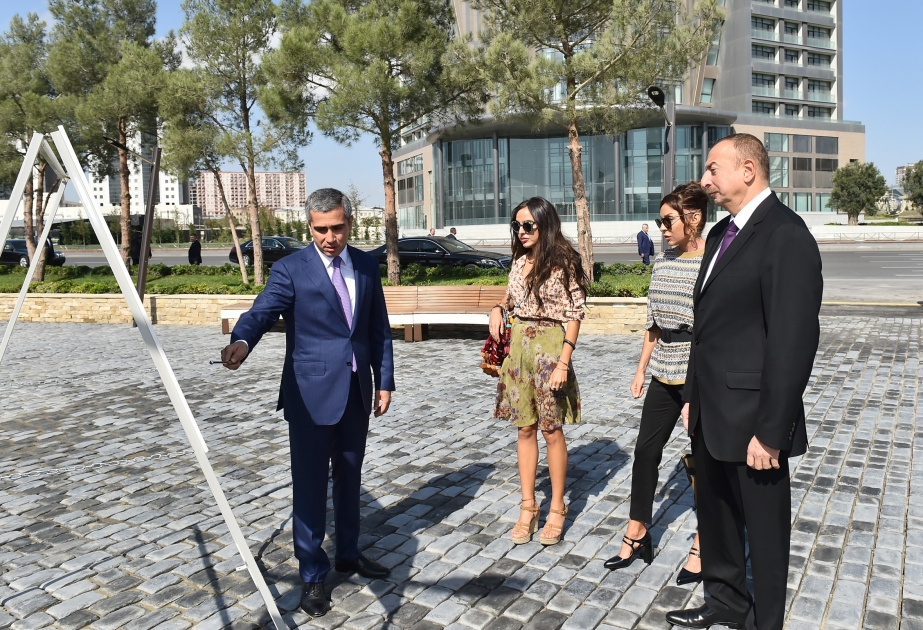 Le président Ilham Aliyev inaugure un nouveau parc dans l’arrondissement Khataï VIDEO