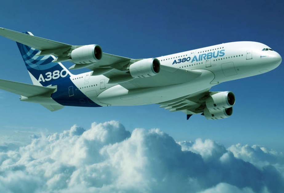 Airbus сокращает производства суперлайнеров А380