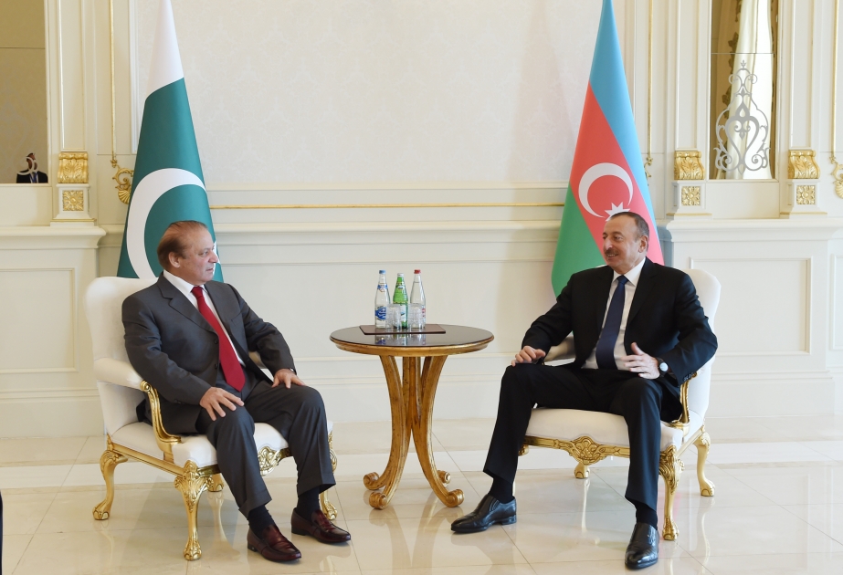 Entretien du président Ilham Aliyev avec Nawaz Sharif VIDEO