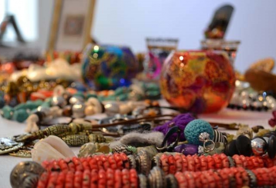 В Германо-азербайджанском культурном объединении «Капельхаус» открылся VI Фестиваль прикладного искусства.   ВИДЕО   