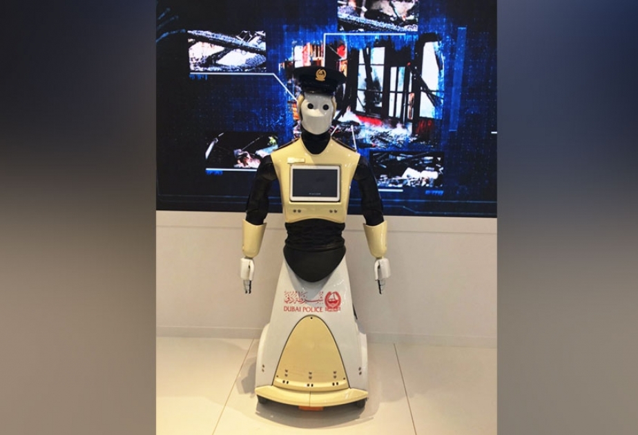 First robot police officer to enter Dubai service in 2017