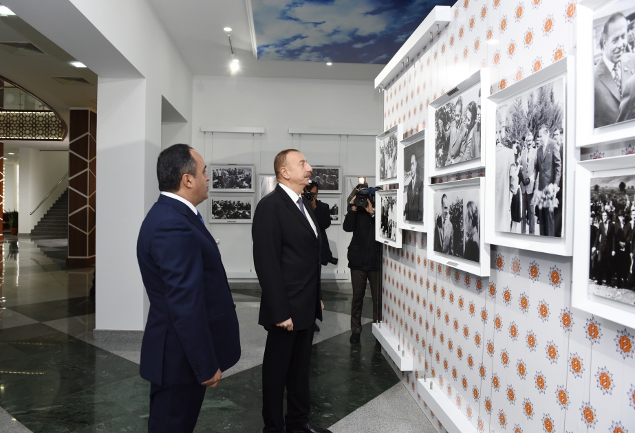 Déplacement à Aghstafa: visite du Centre Heydar Aliyev VIDEO