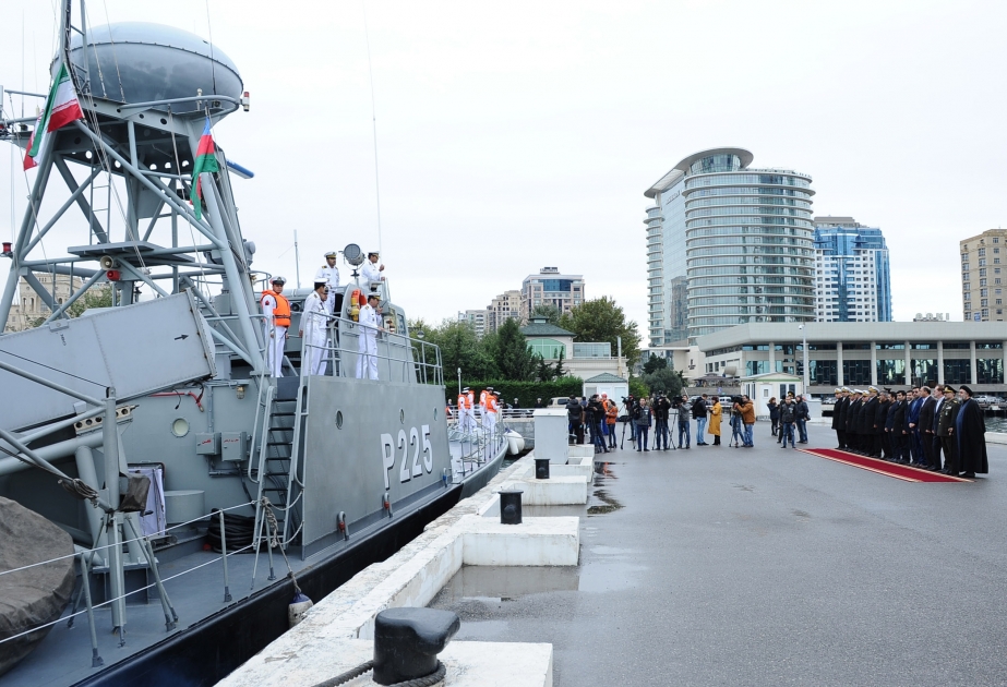 Les navires militaires iraniens sont en visite à Bakou