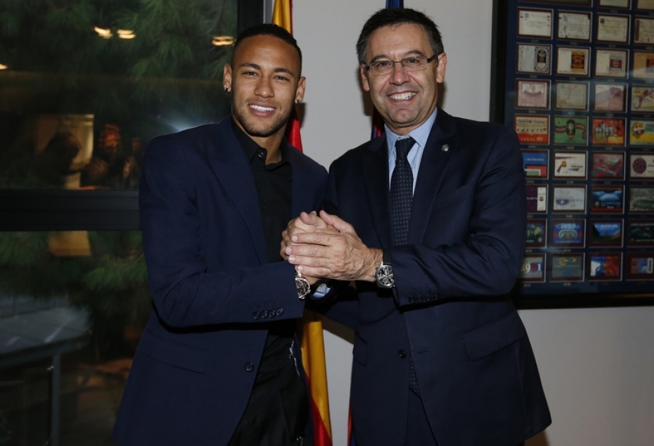“Barselona” futbol klubu Neymar ilə müqavilənin müddətini 2021-ci ilədək uzadıb