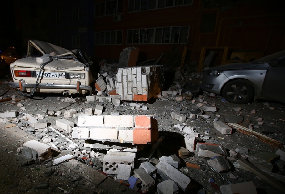 Rescuers evacuate 15 people from house hit by gas explosion in Ryazan
