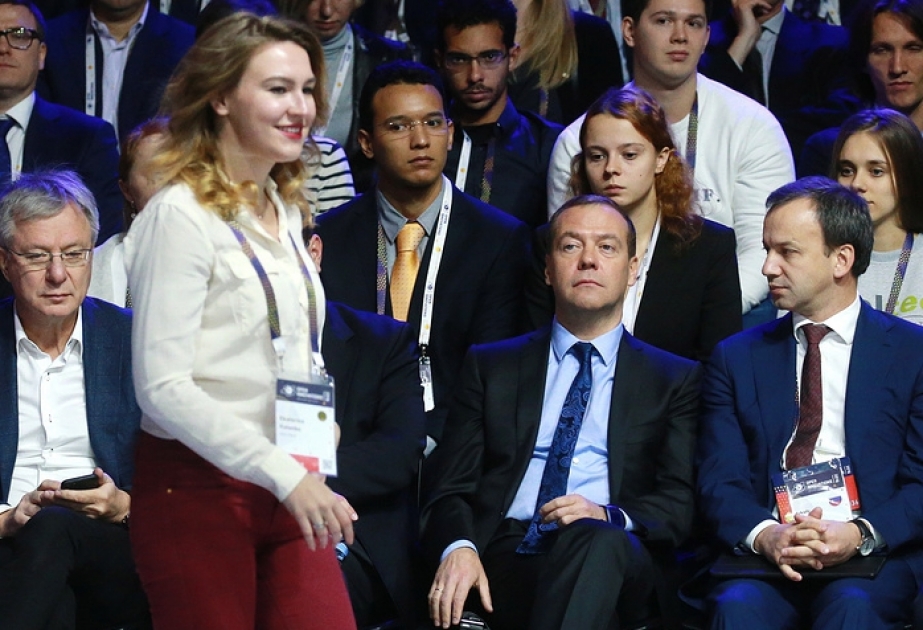 Medvedev, participants in Open Innovations forum leave conference hall for security reasons