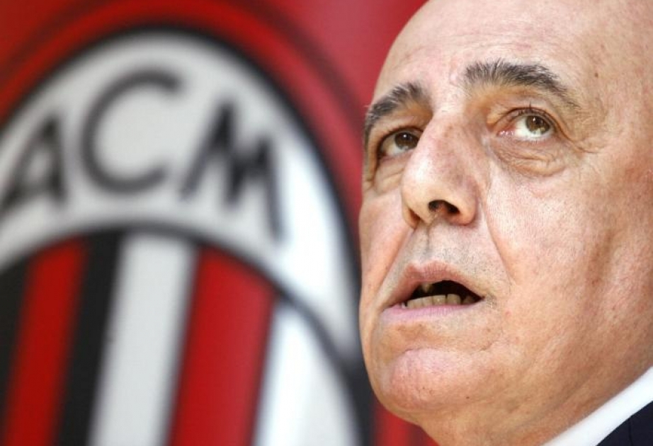 “Milan” futbol klubunun vitse-prezidenti 30 illik karyerasını başa vurur