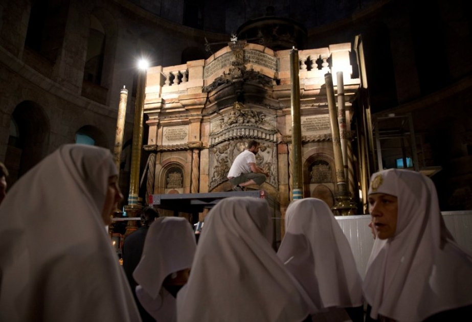 In Al-Quds öffnen Archäologen Jesus-Grabkammer