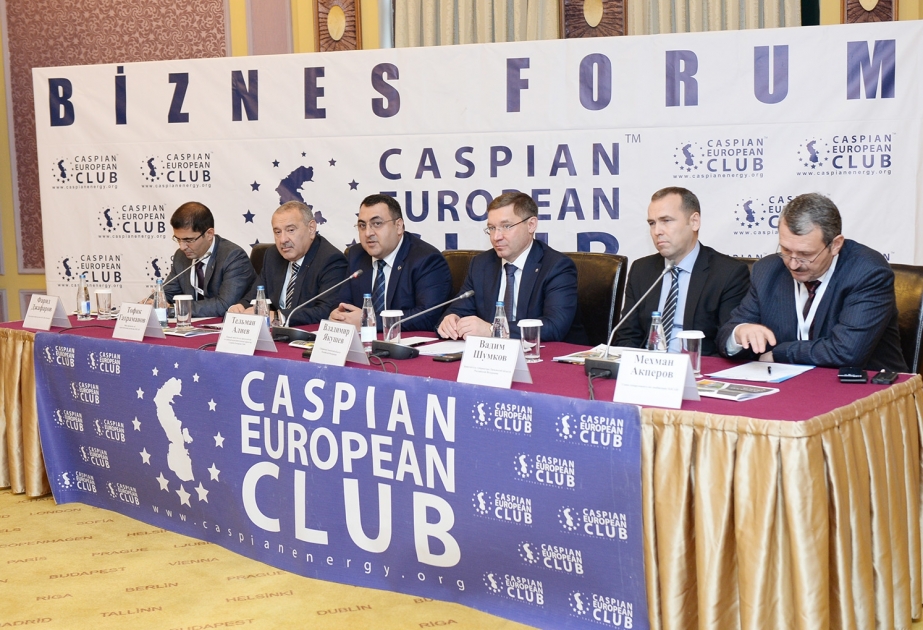 В Баку состоялся бизнес-форум Caspian European Club с участием губернатора Тюменской области Владимира Якушева