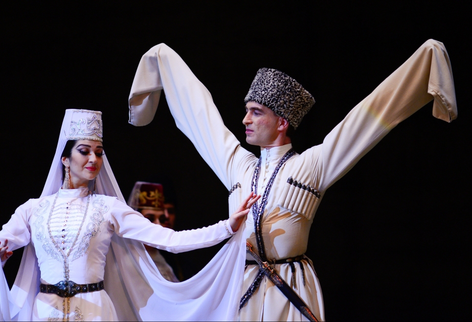 Ансамбль танца Северной Осетии «Алан» выступил в Баку