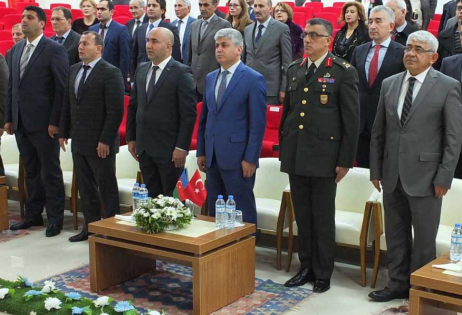 Azərbaycanın dövlət müstəqilliyinin bərpasının ildönümü Qarsda qeyd olunub