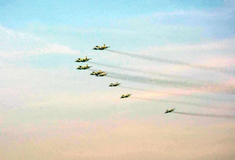 Combat aircrafts attack positions of conventional enemy VIDEO