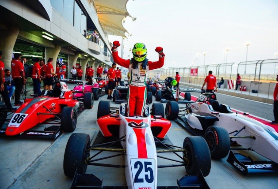 Мик Шумахер выиграл две гонки MRF Challenge в Бахрейне