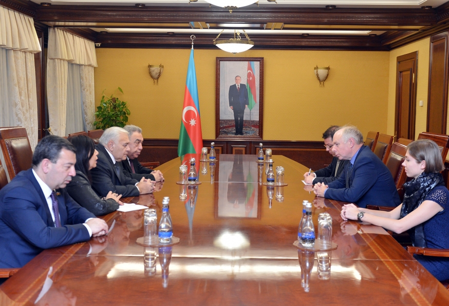 Delegation of European Conservatives Group at PACE visits Azerbaijani Parliament