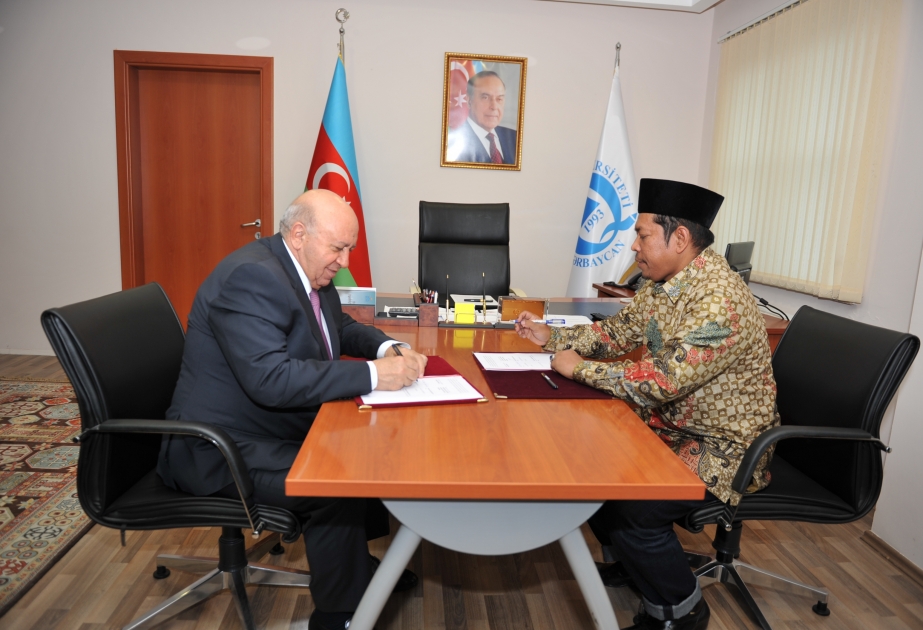 L’Université de Caucase et l'Université islamique d'État de Sumatra du nord signent un contrat