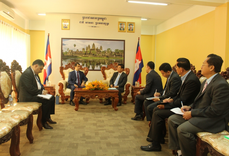 Azerbaijan`s Ambassador meets Cambodian Minister of Mines and Energy