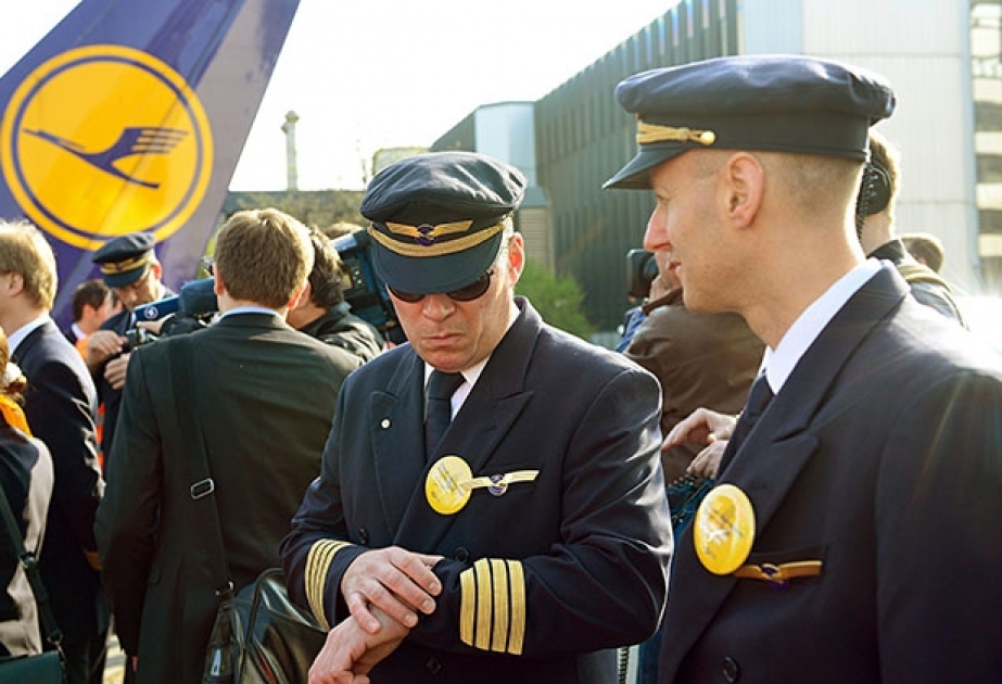 Пилоты Lufthansa продлили забастовку до вечера пятницы