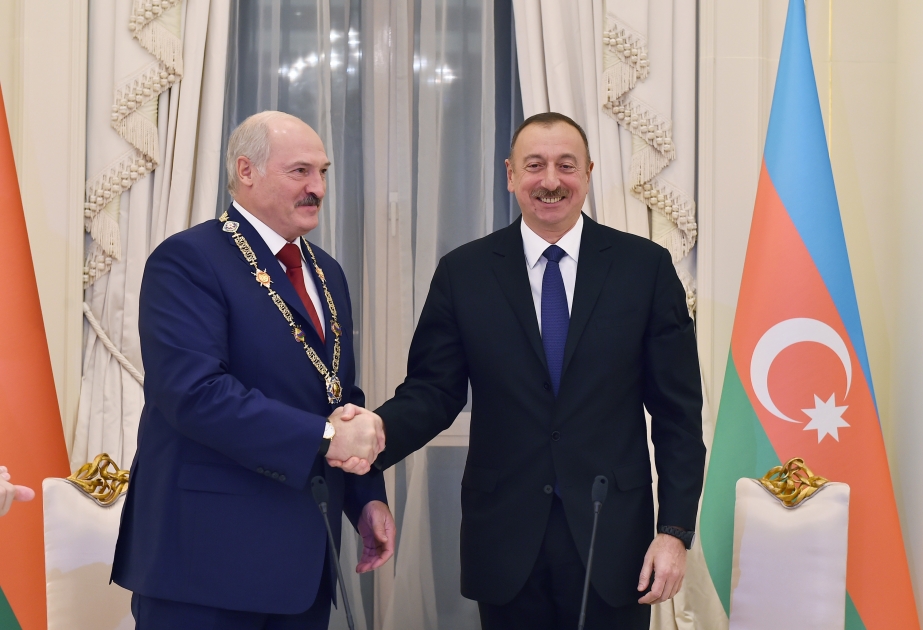 L’ordre Heydar Aliyev attribué au président biélorusse Alexandre Loukachenko VIDEO