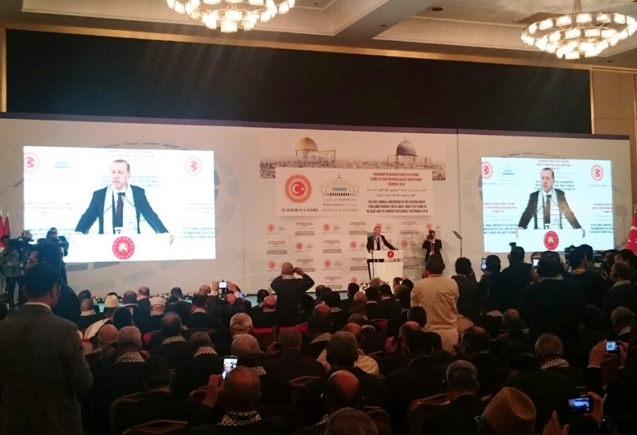 Une conférence intitulée «Al-Qods et les défis de la phase actuelle» débute à Istanbul
