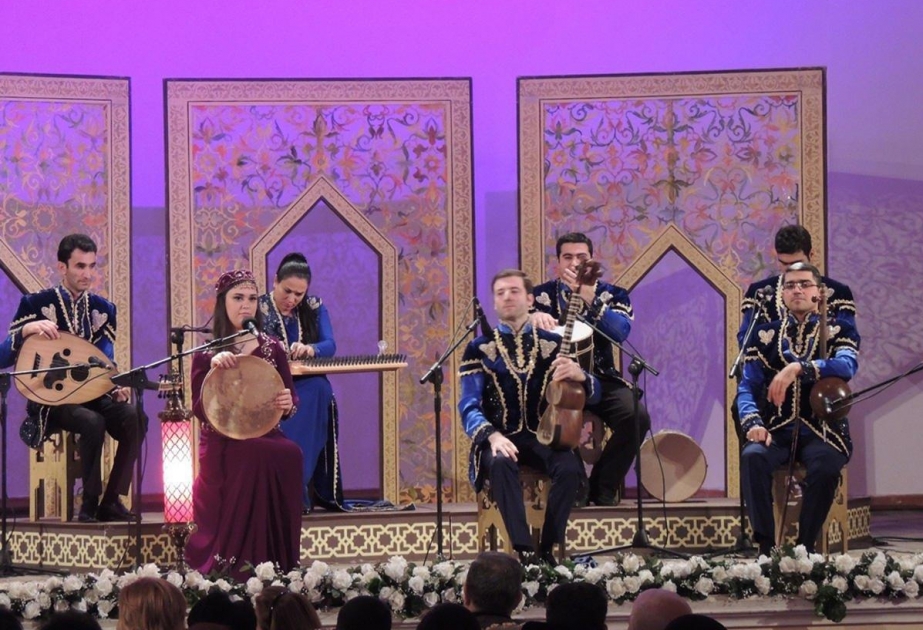 木卡姆音乐会在巴库音乐馆举行