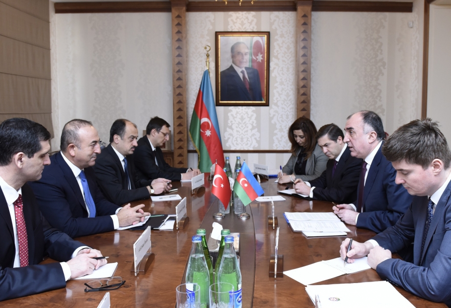 Außenminister von Aserbaidschan und Türkei führen Gespräche in Baku