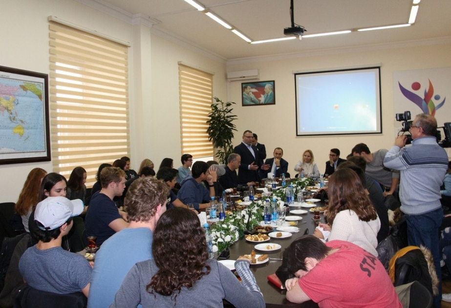 ABŞ universitetlərində təhsil alan yəhudi gənclər Bakı Beynəlxalq Multikulturalizm Mərkəzində