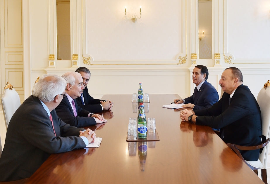 Präsident Ilham Aliyev empfängt eine Delegation um den Präsident der Christlich Demokratischen Internationale VIDEO