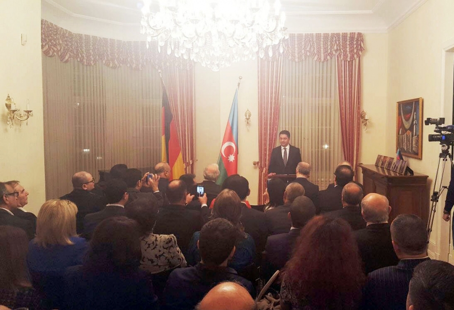 Ümummilli lider Heydər Əliyevin xatirəsi Berlində yad edildi