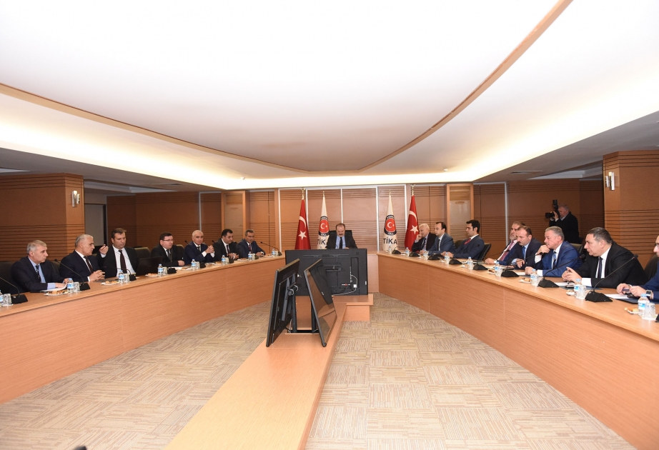 Azerbaijan`s leading media heads visit Ankara