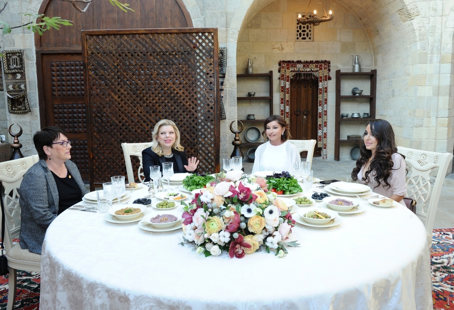 Azerbaijan`s first lady hosts dinner for wife of Israeli PM