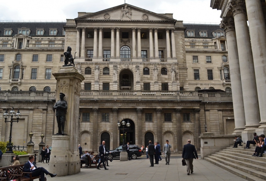 Банк Англии сохранил базовую ставку на уровне 0,25 процента