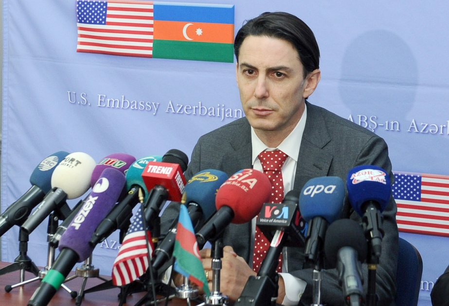 Amos Hokstayn: Azərbaycan və ABŞ təkcə yaxın dost deyil, həm də strateji tərəfdaşlardır