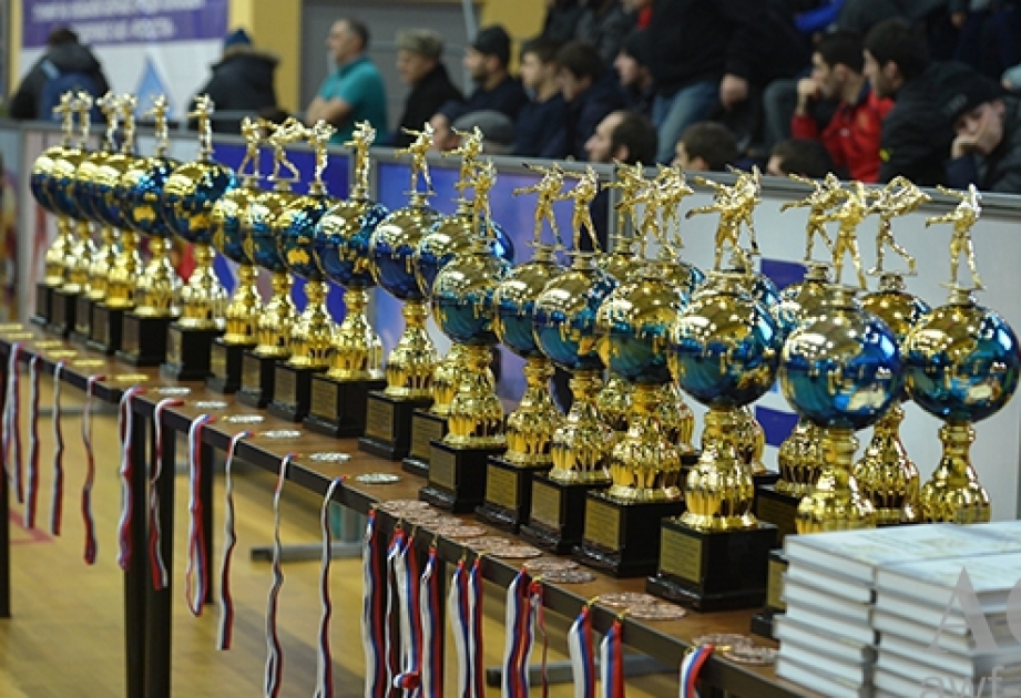 Azerbaijani wrestlers win 5 medals in Kaspiysk tournament