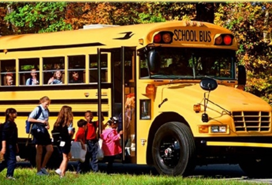 Автобусы школа истра. Школьный автобус США 1969. Школьный автобус США 1989. Американский автобус с детьми. Желтый школьный автобус США.