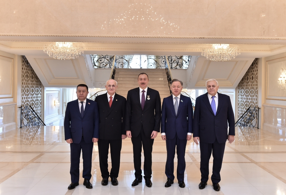 Präsident Ilham Aliyev empfängt türkische, kasachische und kirgisische Parlamentsvorsitzenden VIDEO